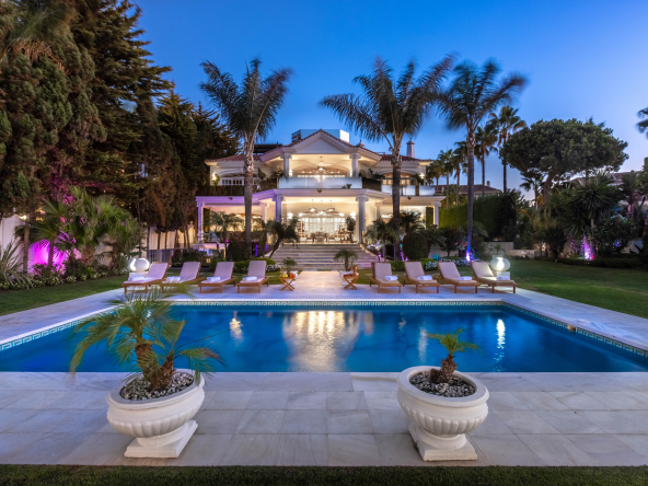 Huge Villa front line beach Puerto Banus